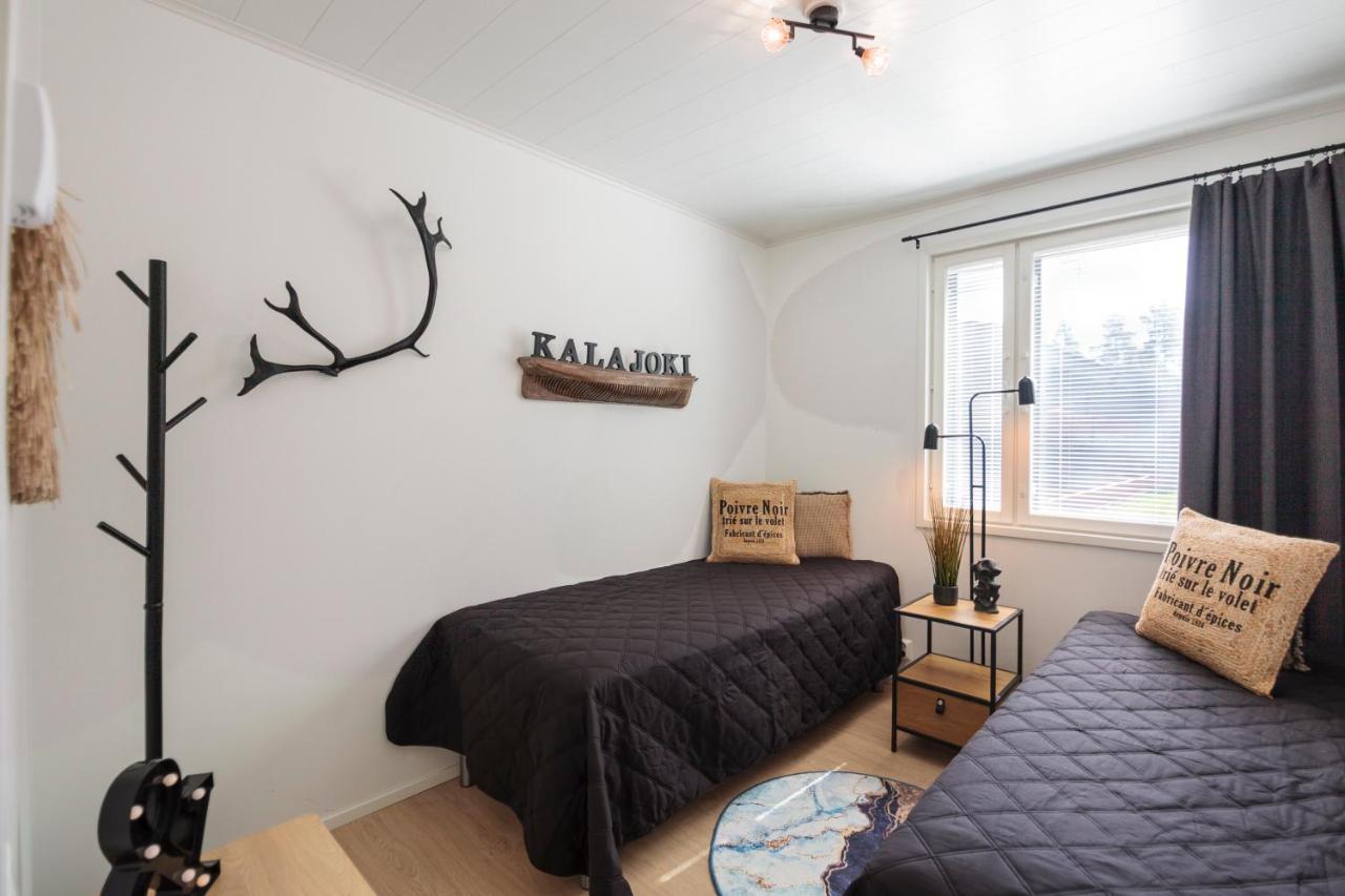 Apartment Tuomenkartano B1 Iso Huoneisto Saunalla 卡拉约基 外观 照片