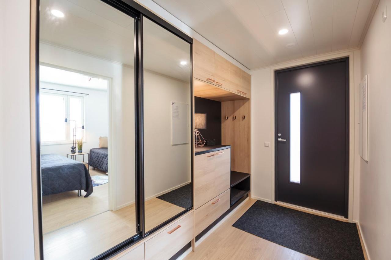 Apartment Tuomenkartano B1 Iso Huoneisto Saunalla 卡拉约基 外观 照片